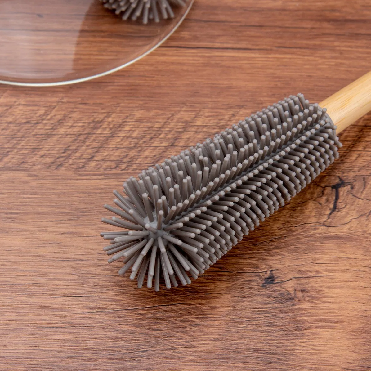 Силиконовая щетка для чистки бутылок с бамбуковой ручкой