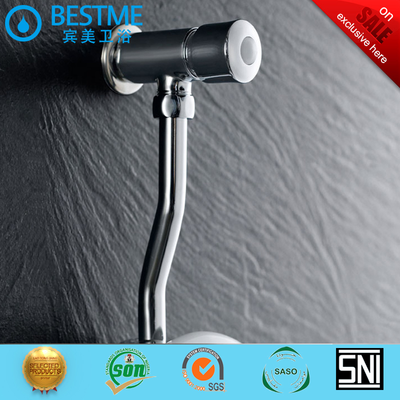 Sanitary Hot Selling Bathroom Wc Urinal with Flushing Water System (Bc-8009)