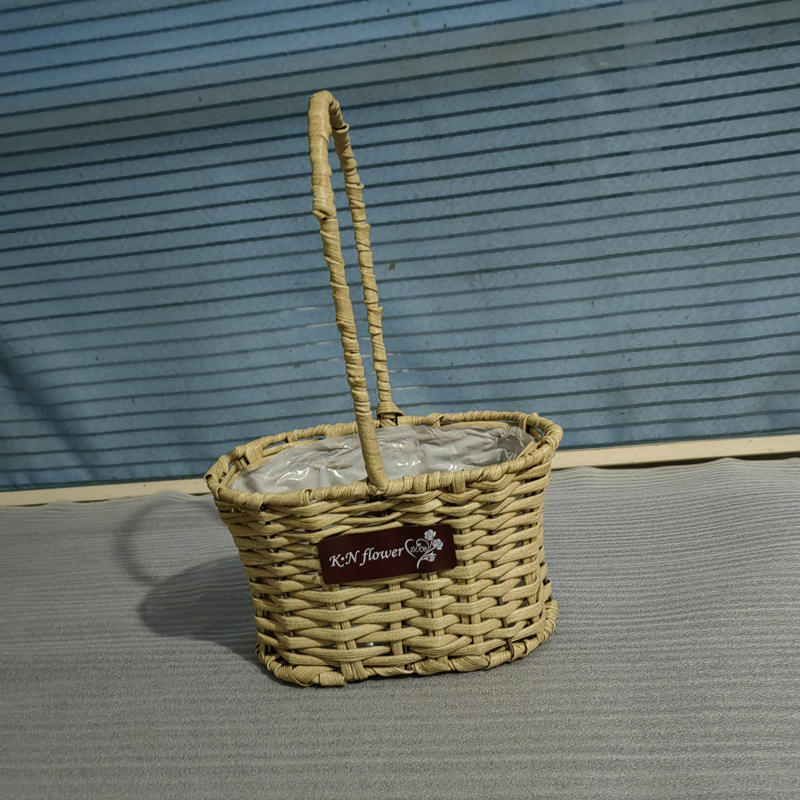Valentine's Day Woven Straw Basket Portable Flower Packaging Basket Flower Arrangement