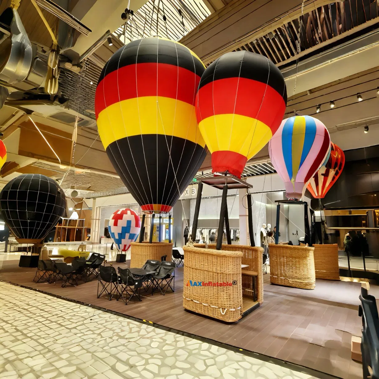 This Hot Air Balloon-Themed Cafe Offers Customizable Hot Air Balloons in Various Styles