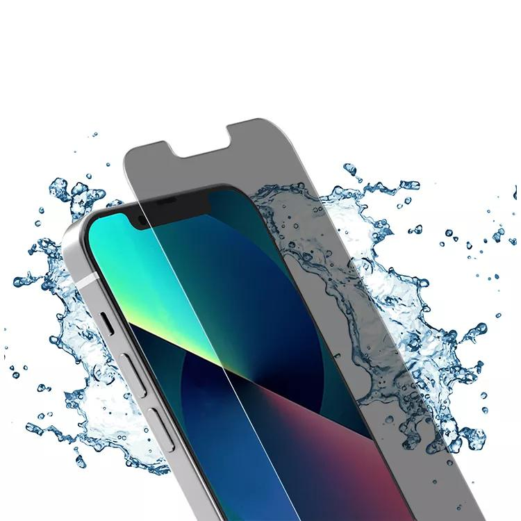 Защитное стекло с приватным эффектом для iPhone