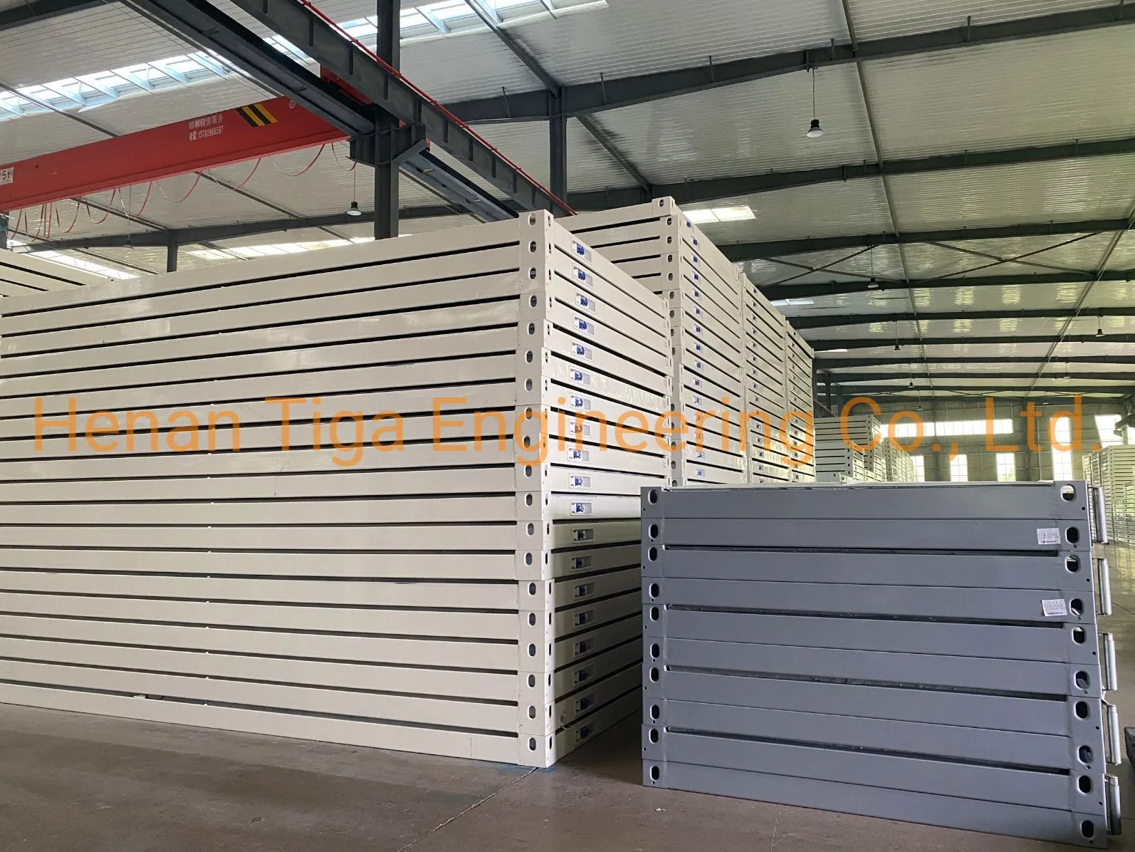 6058 (L) *2438 (W) *2896 (H) Fast Quick Assemble Foldable Prefabricated Container House for Storage Garage Warehouse
