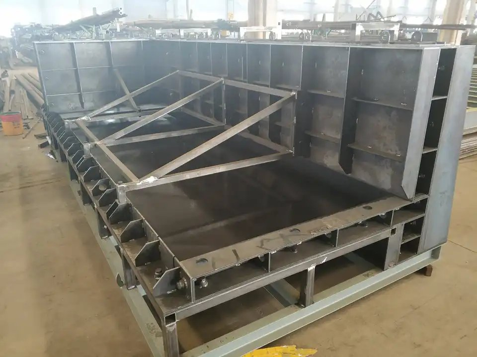 High Quality and Stable Customized According to Size Steel Structure Precast Segment Beam Mold Concrete Component