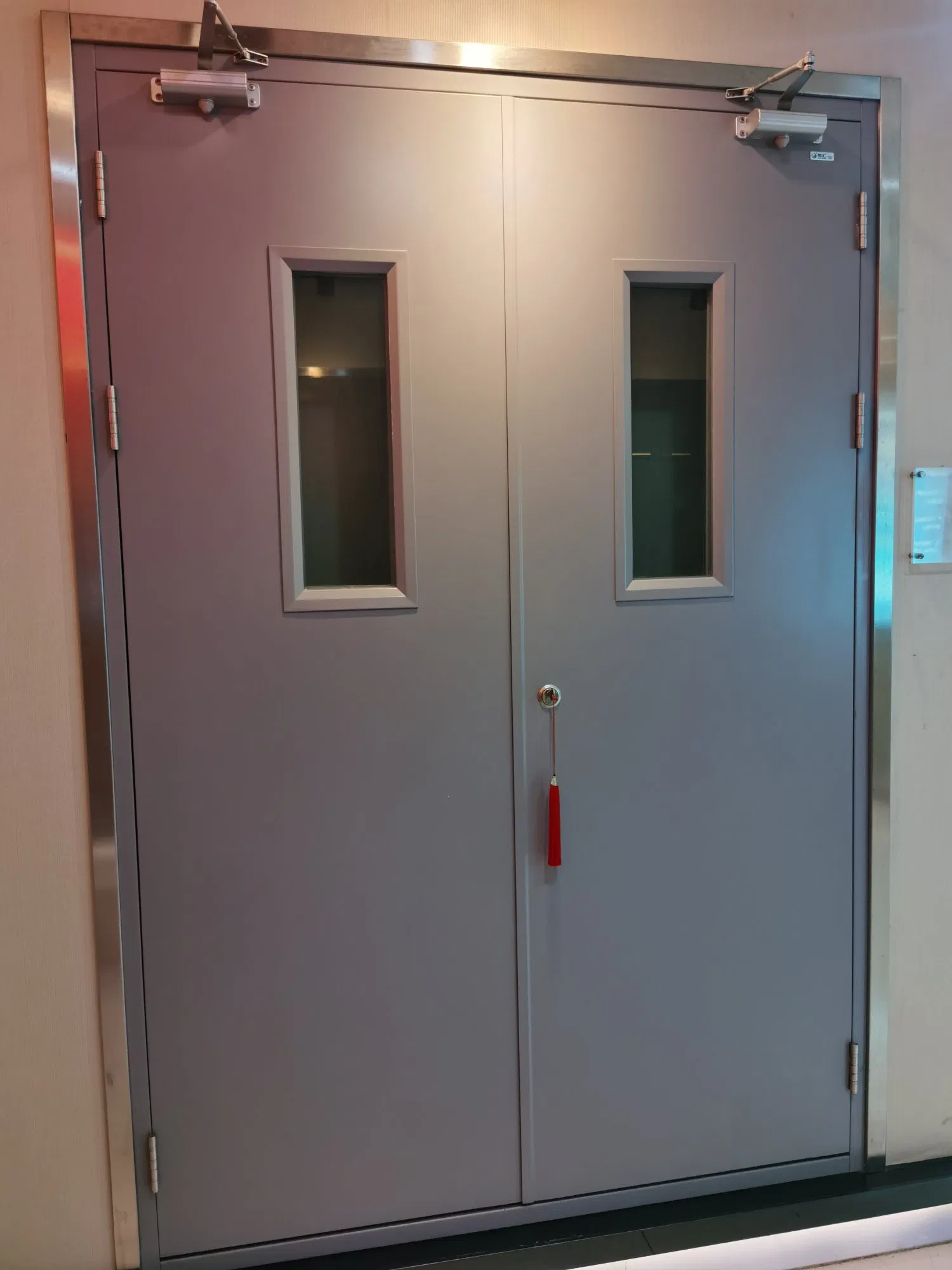 China Cheap Price Hospital Operating Room Hermetic Hinged Double Fire Exit Steel Doors