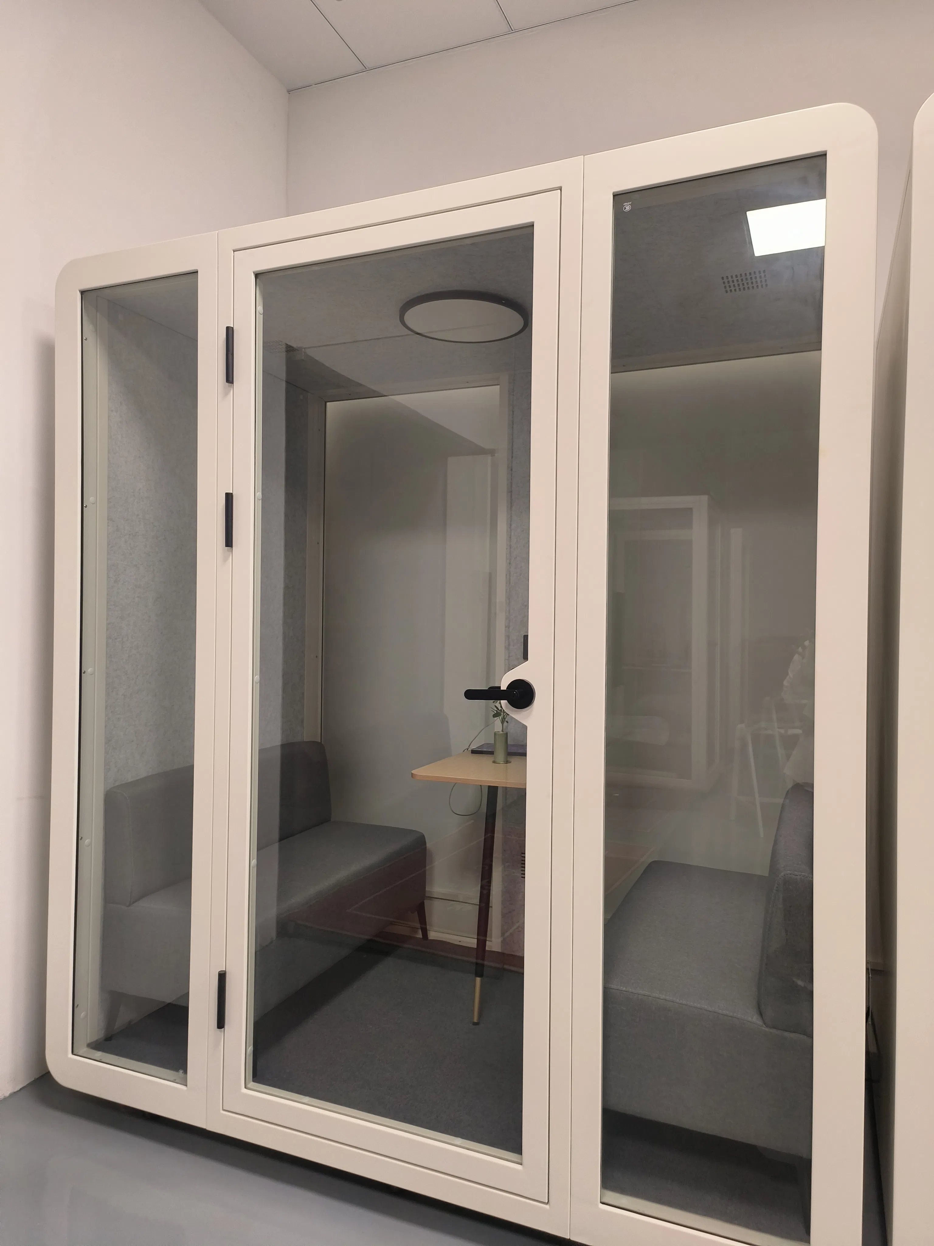 Premium Soundproof Acoustic Enclosure for Noise Reduction Solutions