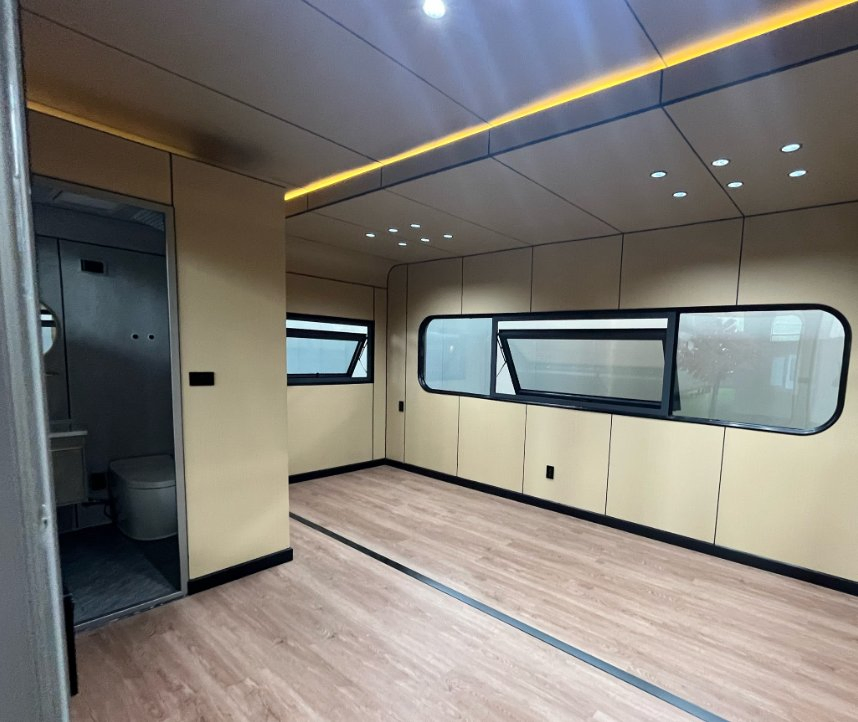 Luxury Movable Prefabricated Container Space Capsule Customizable Mobile Residences Container House Mobile Home Space Capsule House Casa Prefabricada