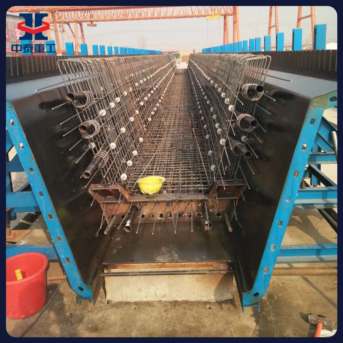 Customizable Bridge Construction Materials Steel Segmental Prefabricated Beam Formwork China Factory