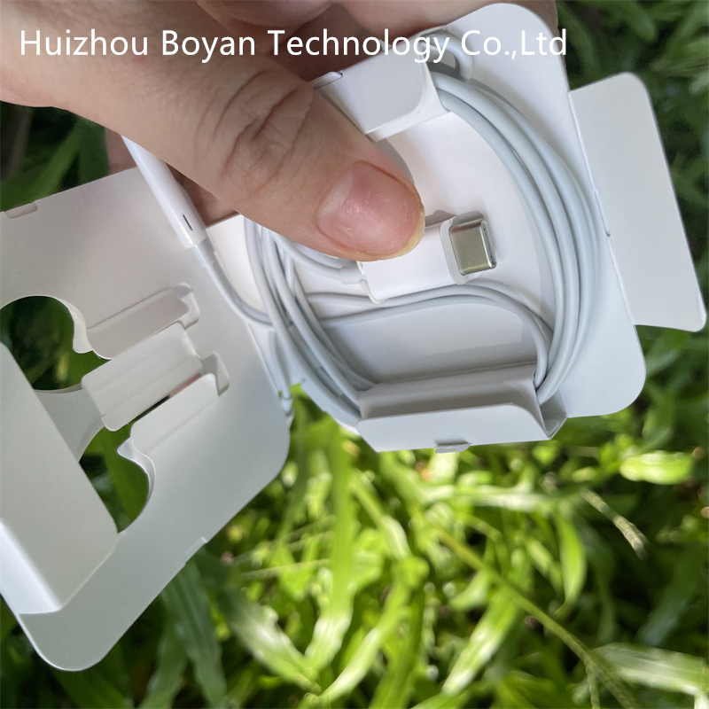 Наушники Earpods с USB-C, проводные, белые