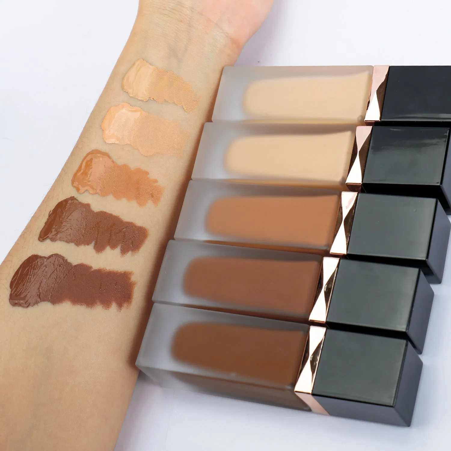 New Wholesale Cosmetics Long Lasting Ull Coverage Foundation for Women Faces