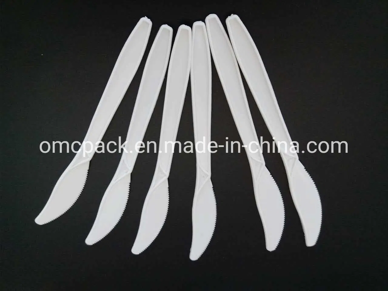 White Plastic PP Knife for Tableware