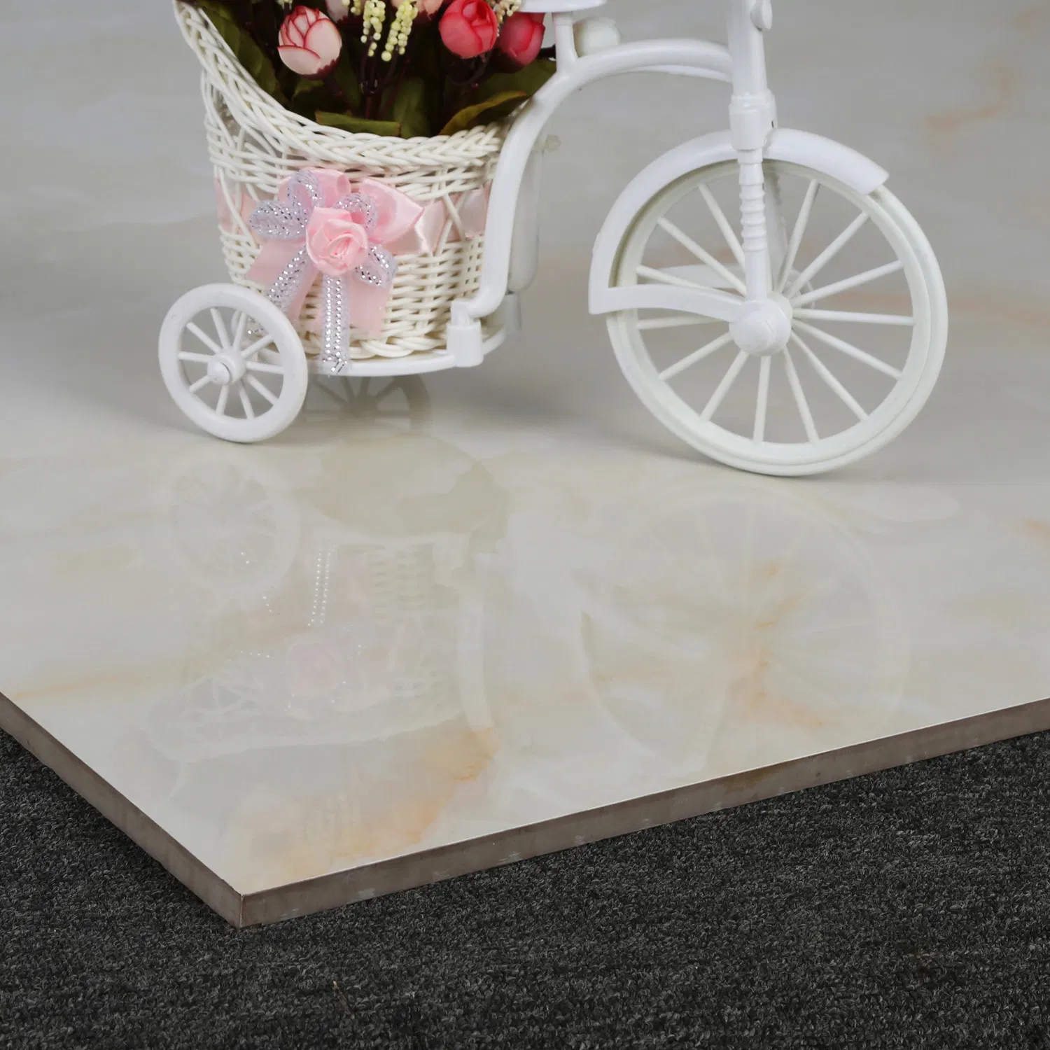 Natural Carrara White Marble Glazed Floor Tiles with Low Water Absorption