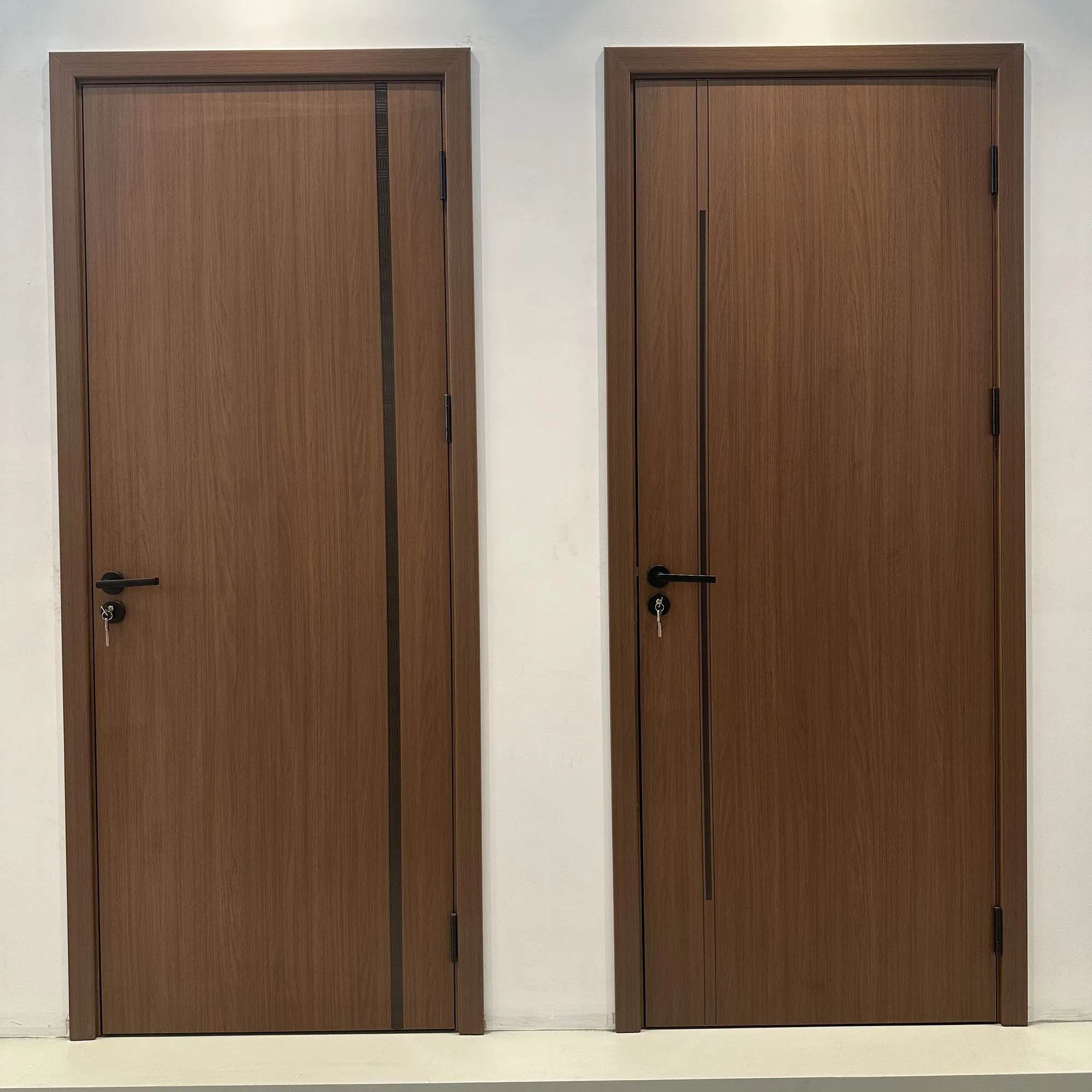 Long-Life Strong Wear Resistant Humidity-Proof Solid Wood Door for High-End Villas