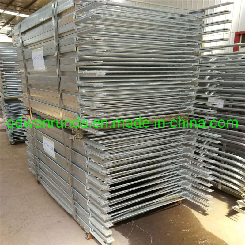 Durable Pedestrian Guardrail for Enhanced Safety and Visibility