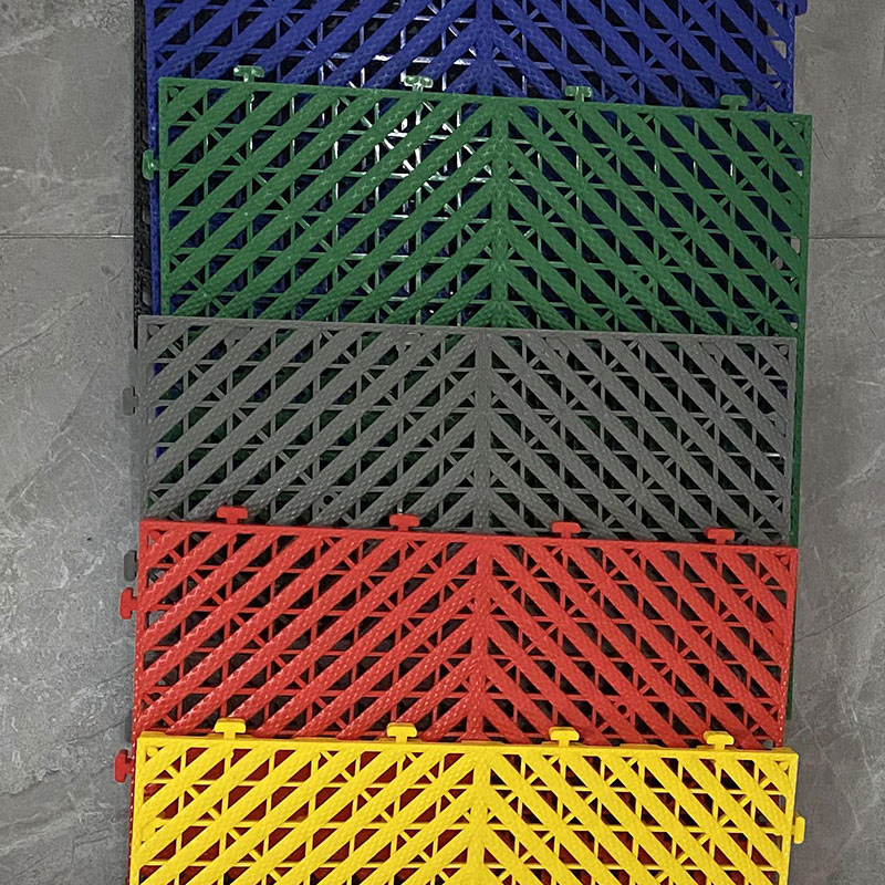 Interlocking Garage Floor Tiles in Modern Patterns for Professional-Grade Flooring