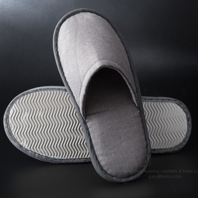 Disposable Hotel Slippers for Guests Bulk Slipper Pack for Hotel SPA Travel Closed Toe