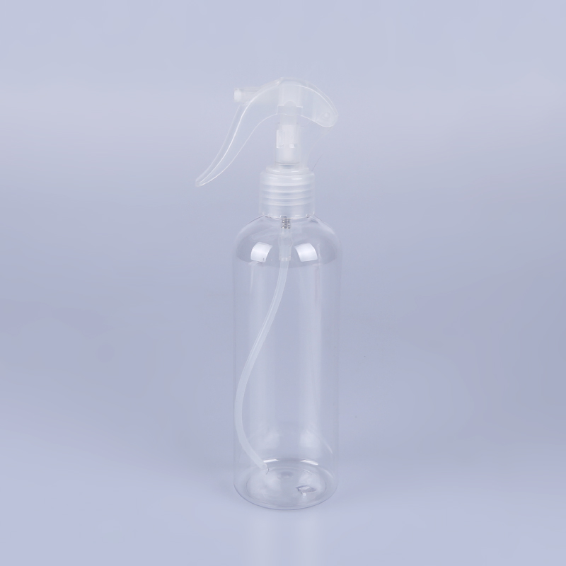 Hot Sale 30ml~150ml Plastic Pet Bottle with Mini Sprayer Bottle Set