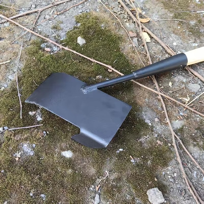 Factory Direct Sales Carbon Steel Hoe with Long Wooden Handle for Garden