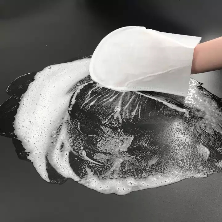 Extremely Soft Disposable Washing Non -Woven Hand Covers Washing Glove for Patient