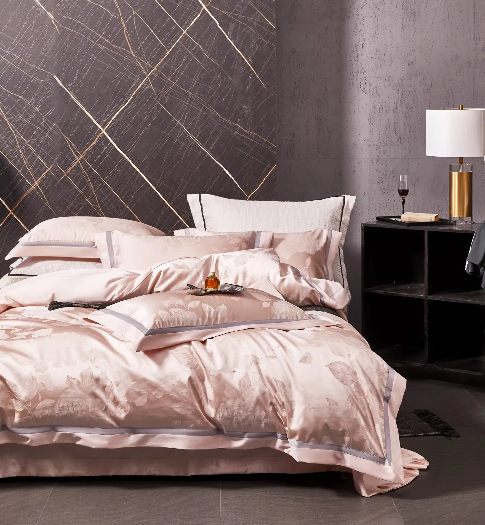 Luxury Hotel Embroidery Long Staple Cotton Duvet Comforter Quilt Cover King Bed Linen Flat Sheet 4 Pieces Bedding Set