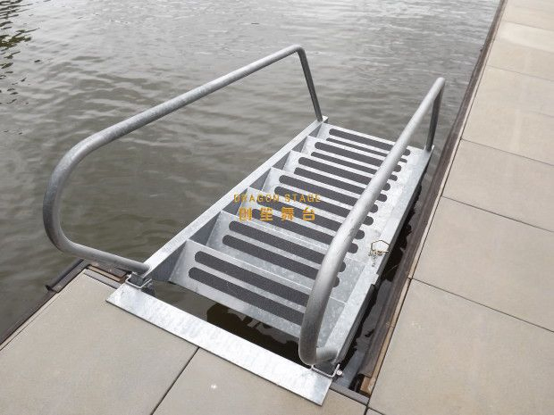 Heavy-Duty Aluminum Boarding Ladder for Ships and Boats