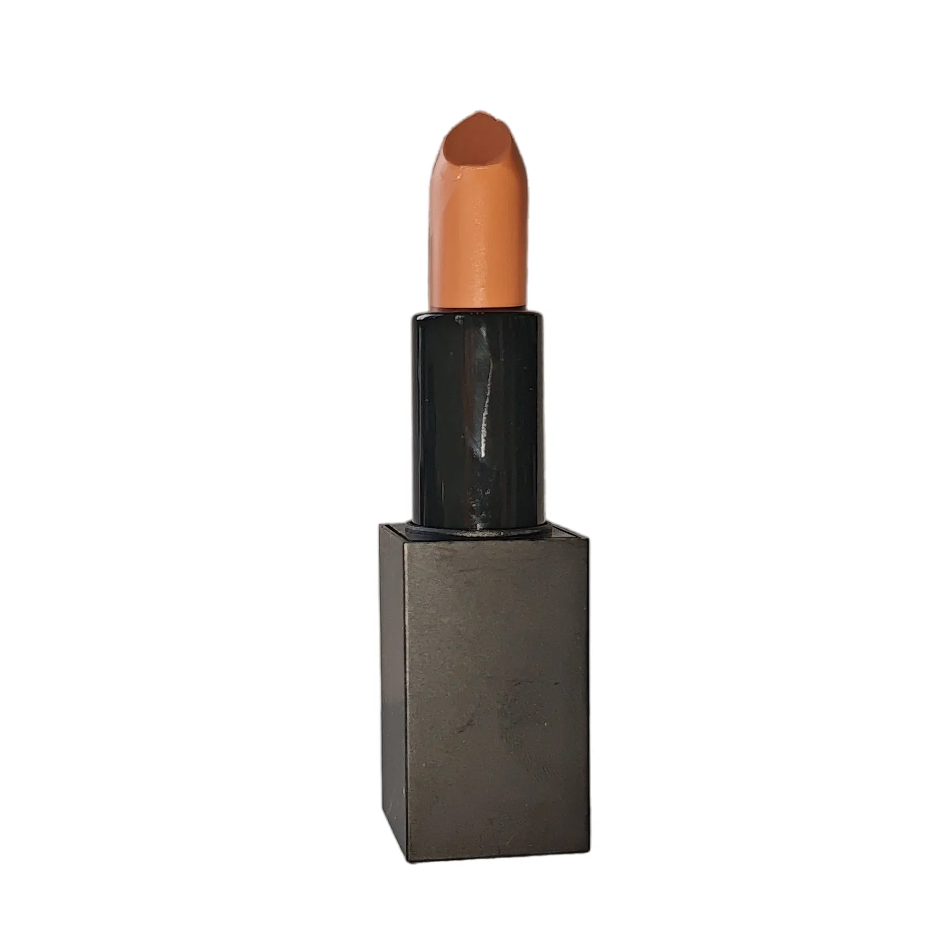 Unique Lip Colors Tailored for International Market Leaders