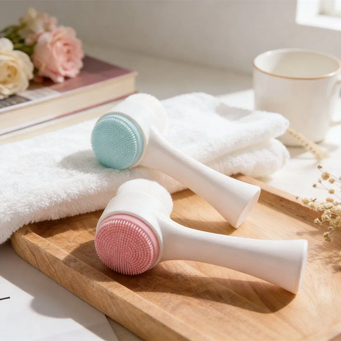 Silicone Facial Cleansing Brush 2 in 1, Face Mask Brush Product, , Makeup for Massage, Clean