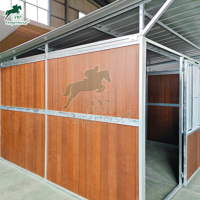 High Quality Stable Shelter Prefab Design Horses Wood Barn
