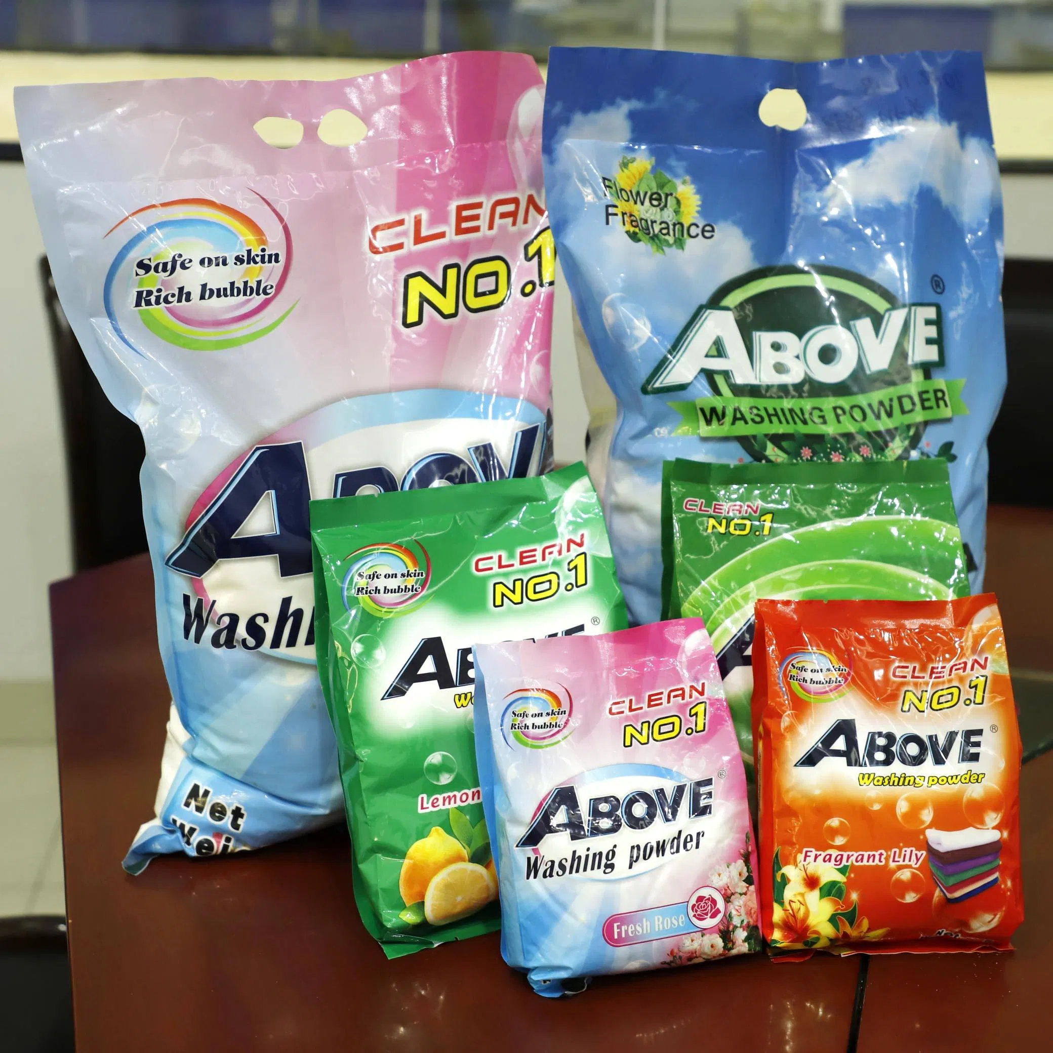 OEM Factory Free Design Custom Brand Wholesale Bulk Laundry Detergent Powder Detergent Washing Powder