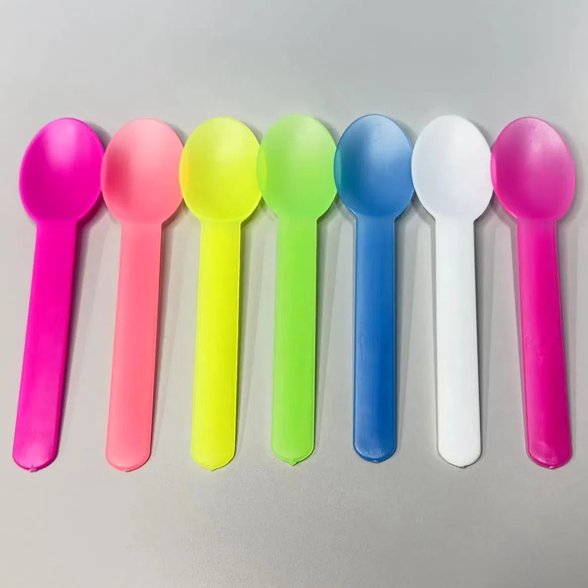 Durable Plastic Spoon Set for Degradable Ice Cream Spoon Enjoyment
