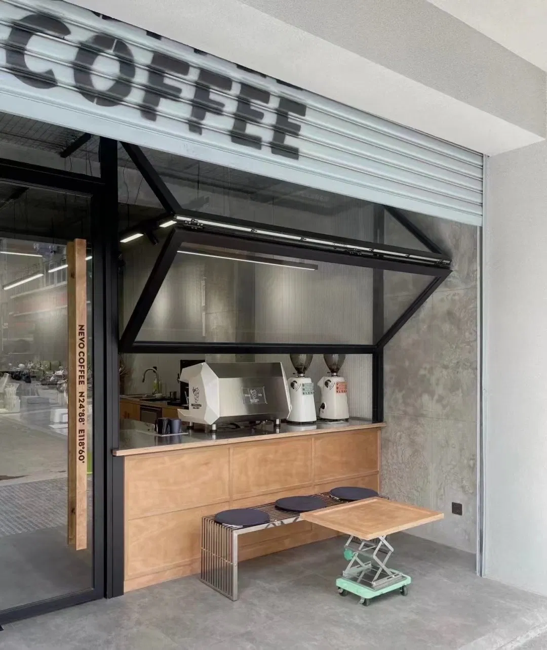 Double Glass Flip-out Window for Cafe Coffee Shop Restaurant Vertical Flip up Window Price