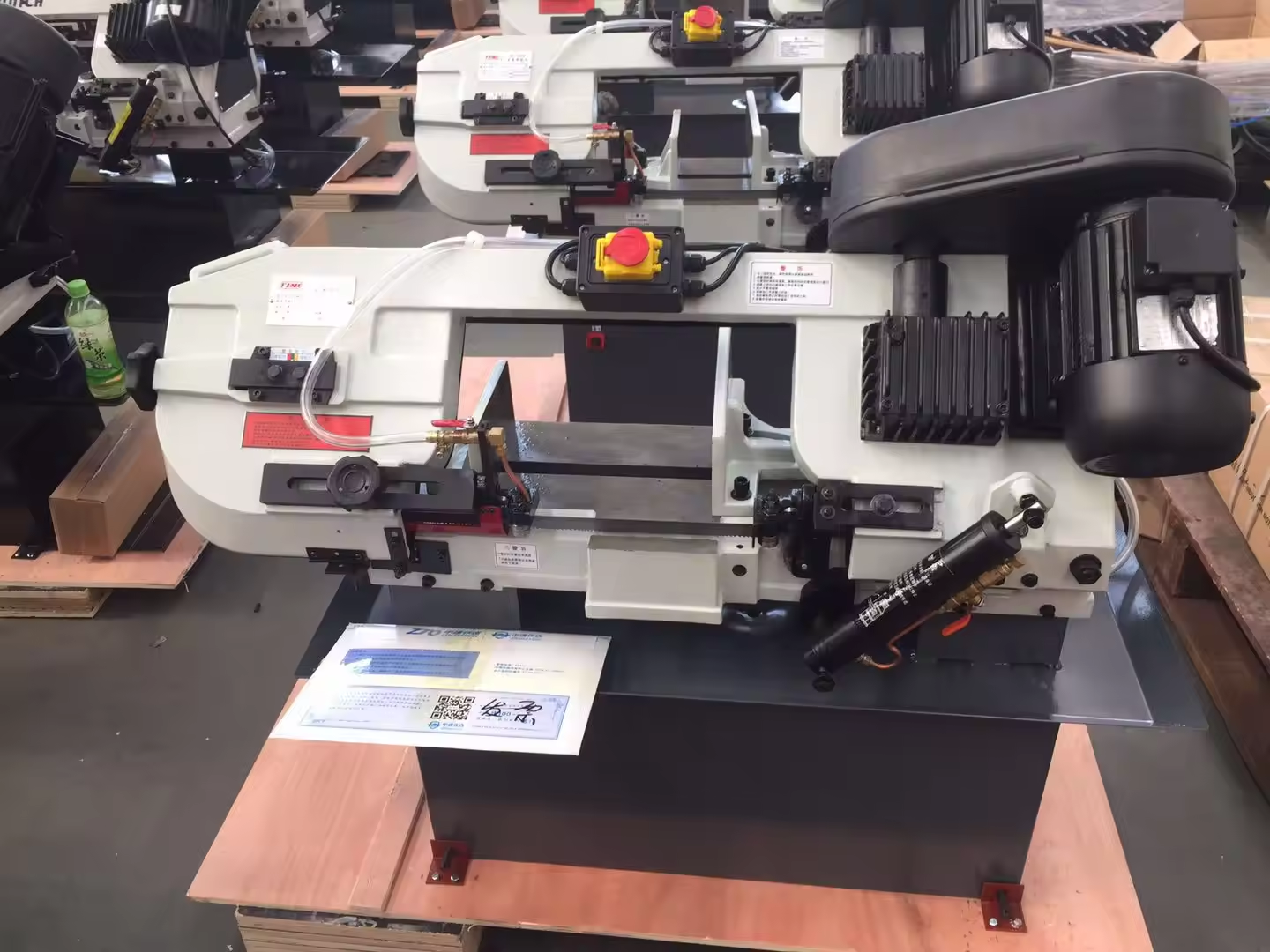 Станок ленточнопильный по металлу настольный