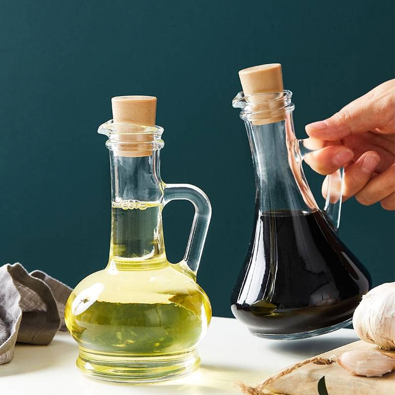 Manufacturer Supply Glass Bottle Square Green Olive Oil Bottle 500 Ml 1000ml with Matching Lid