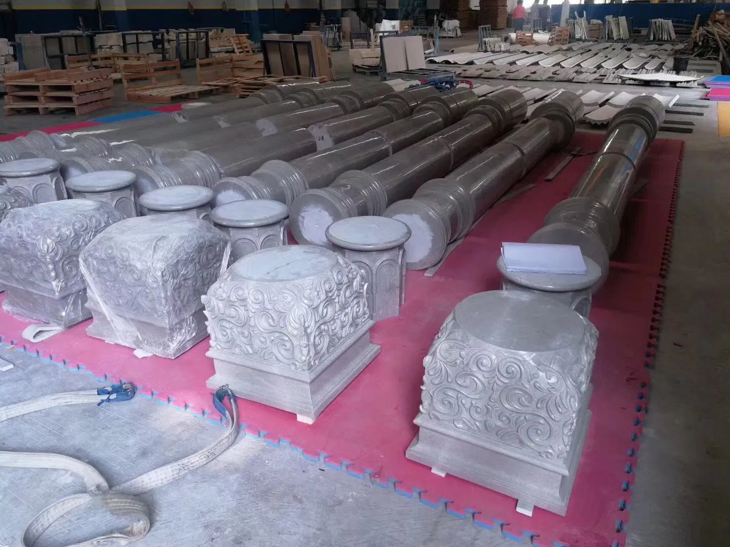 Stone Carving White/Grey/Yellow Granite Marble Roman Column/Pillar in Wholesale