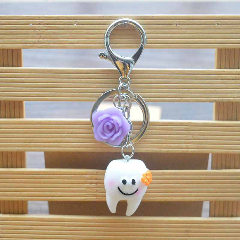 Promotional Gift Dental Products Fashion Smiling Teeth Shape Key Chain with Flower