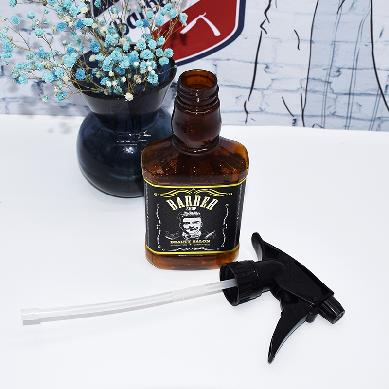 Popular Retro Style Salon Barber Plastic Hair Spray Bottles Pet Trigger Recycled Mist Spray Bottle