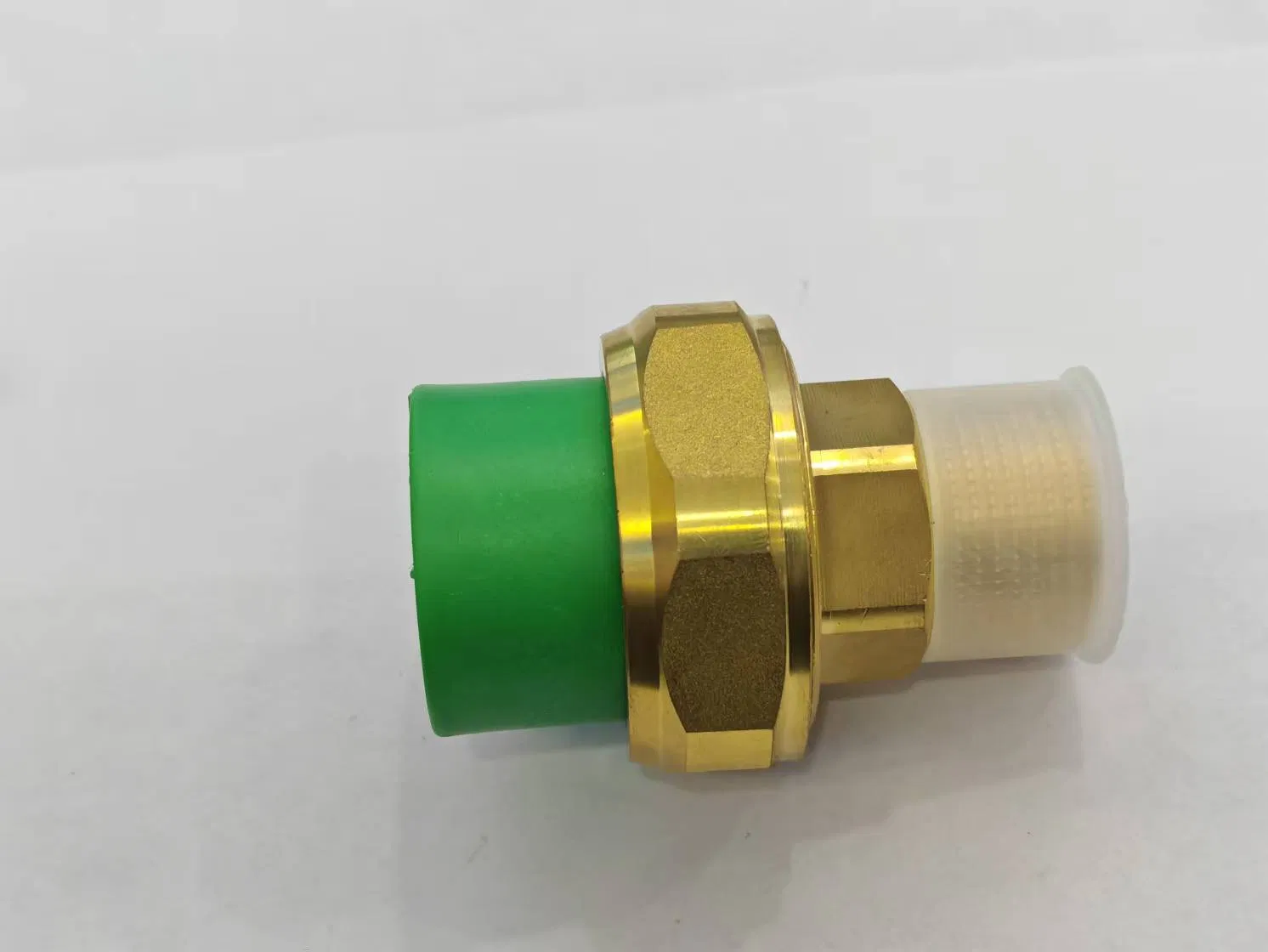 Brass Union Straught Male PPR Injection