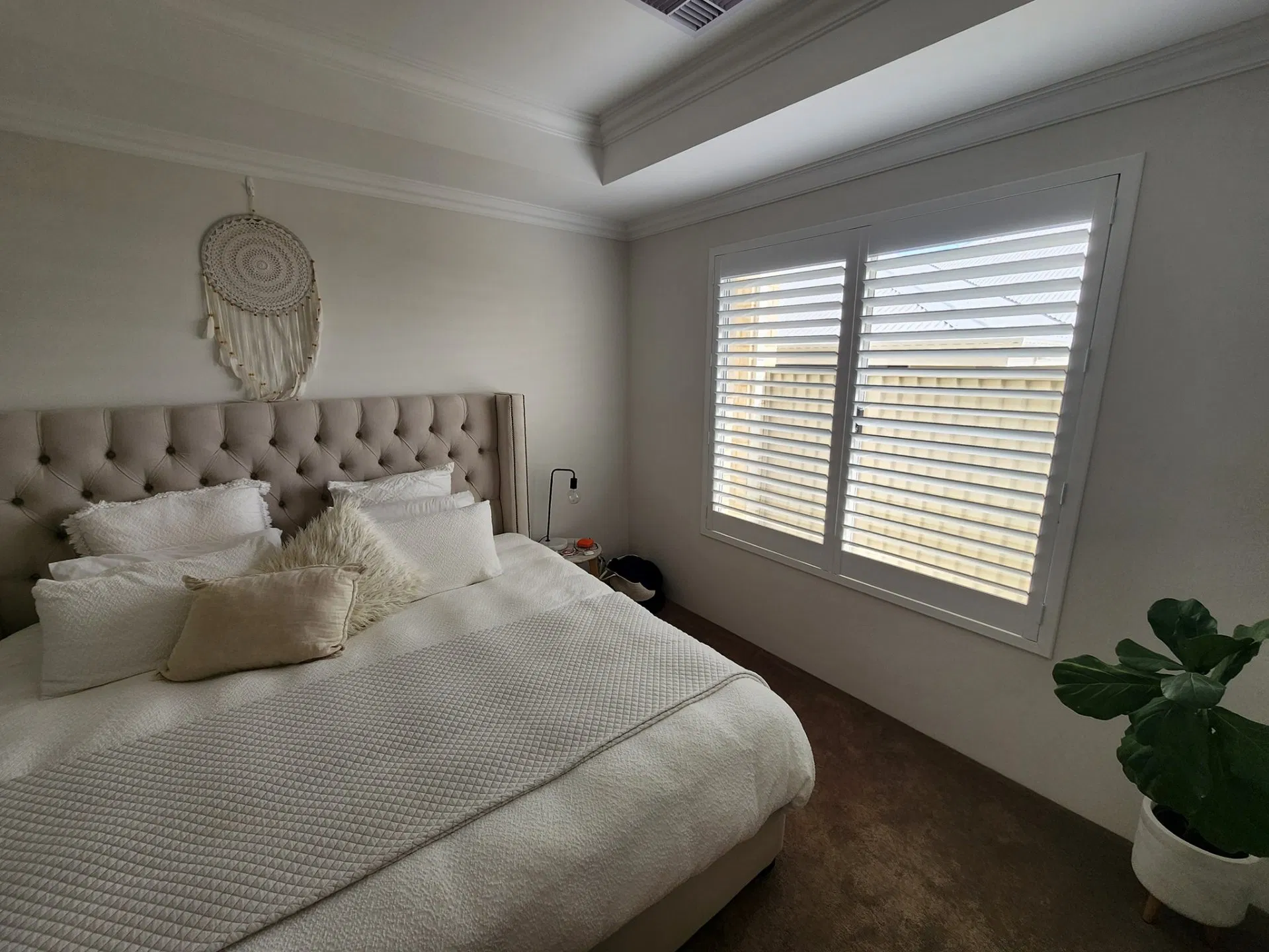 High Quality Wholesale Cheap China Factory Direct Custom Wooden Plantation Shutters for Home Decoration