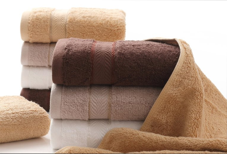 Factory Direct Sales Luxury 100% Cotton Bath Towel 70-140cm Soft and Absorbent Household Large Bath Towel