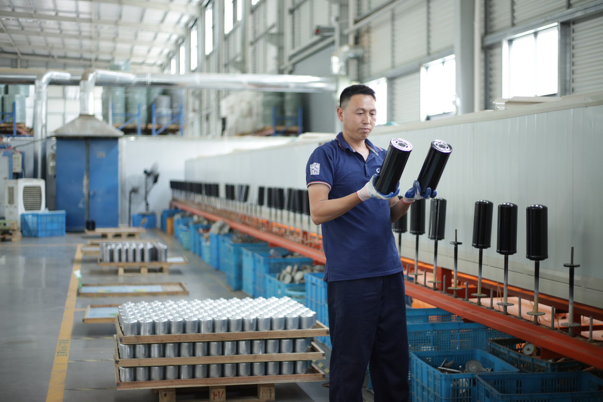 Топливный фильтр автомобильный (308-1502, SN40668, 308-1502, SN55440, 319-0844)