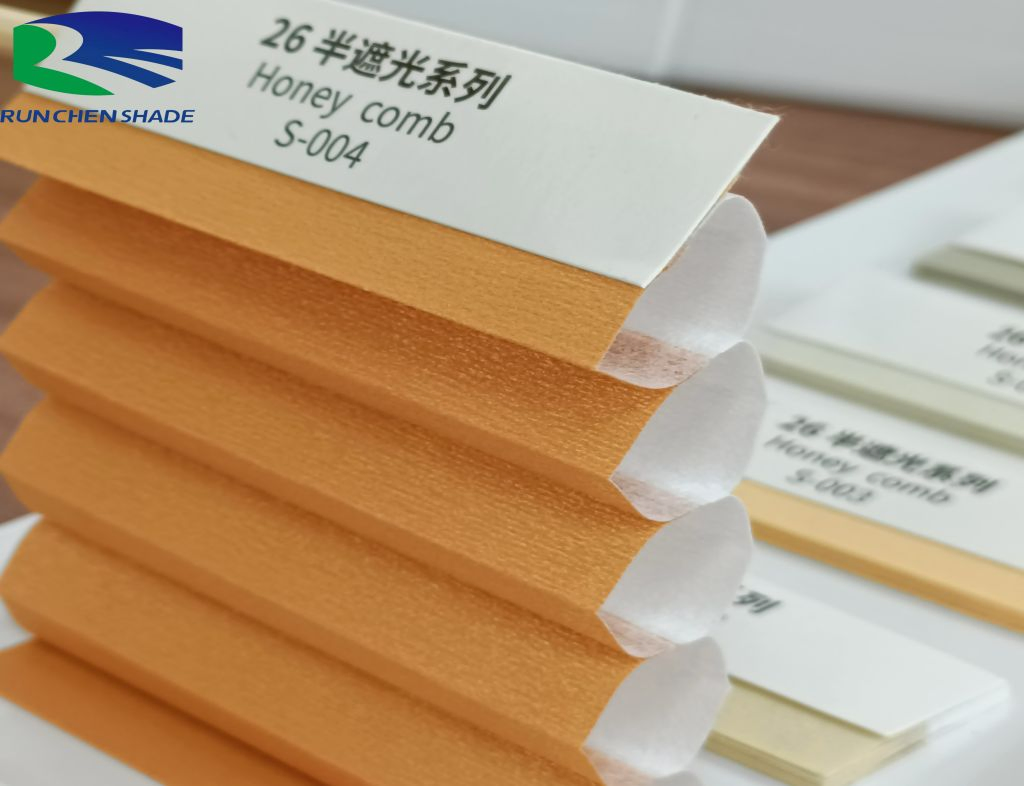 Anti-Wrinkle, Anti-Wrinkle and Non-Deformation Honeycomb Curtain Fabric Keeps It Flat