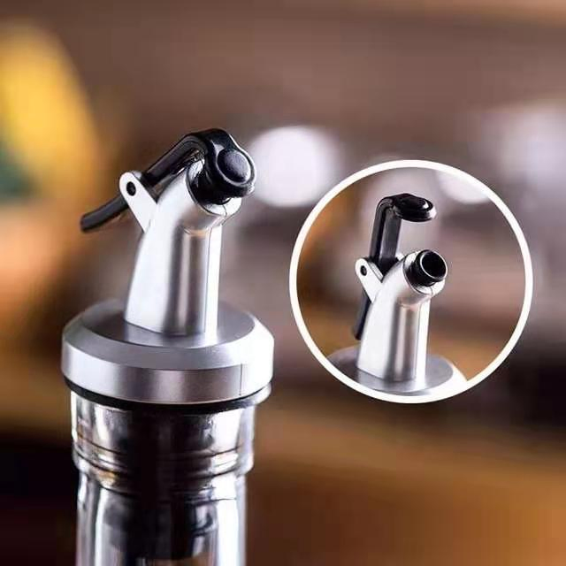 150ml Clear Glass Olive Oil Bottle Dispenser with Stainless Steel Pourer Spouts