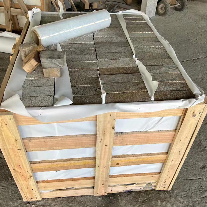 Flamed G682 Sunset Gold/Rusty Yellow/Misty Beige Granite Cobbles for Outdoor Landscaping Price