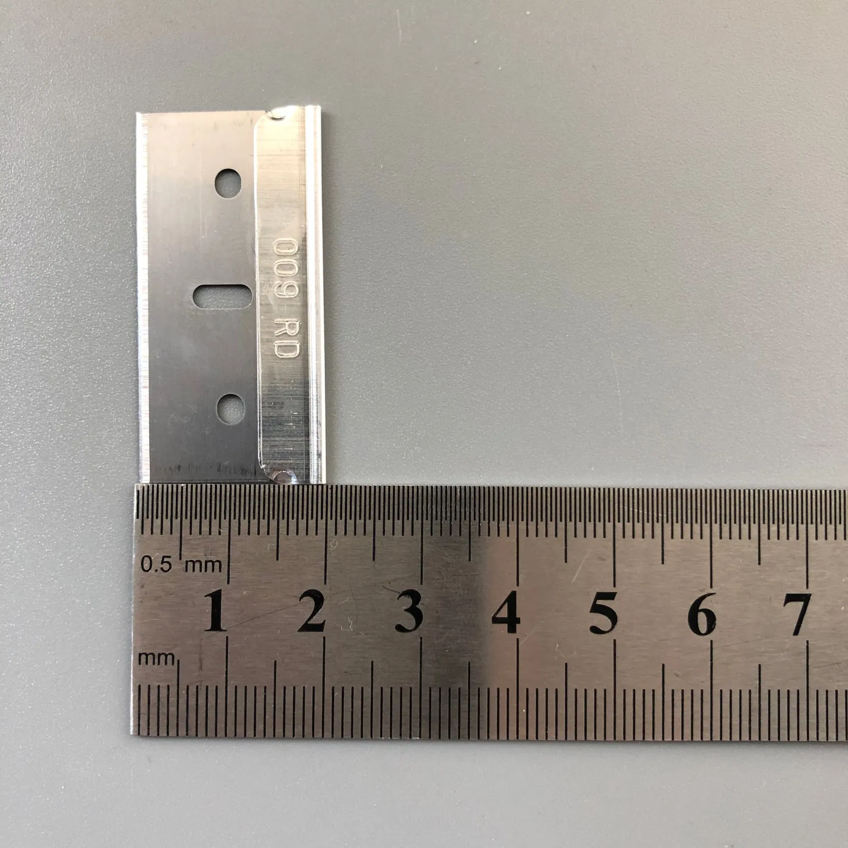 4*2cm Tungsten Carbide Steel Blade with Oil Paper Pack