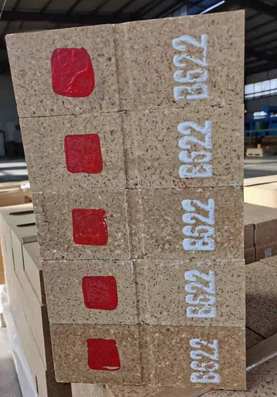 Магнезито-глиноземистый огнеупорный кирпич MLJ85 для печей