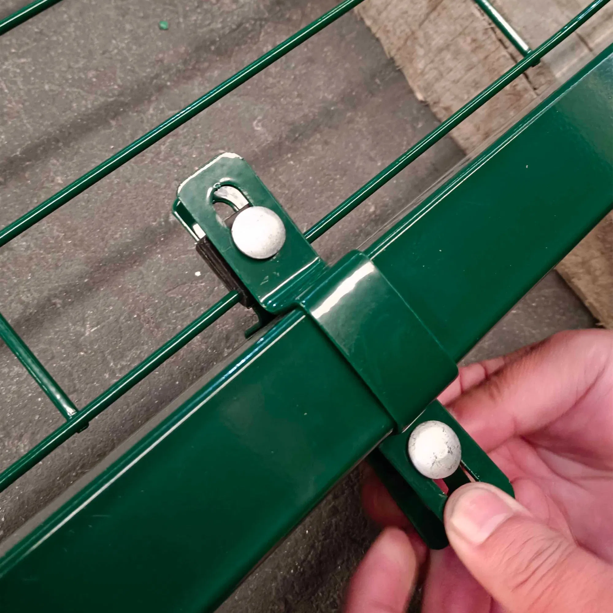 Outdoor 3D Metal Fencing Home House Curved Welded Curved Wire Mesh 3D Fence Panels