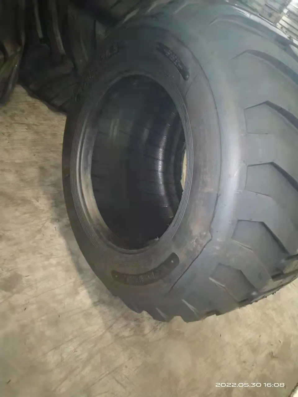 Forest Tire 710/45-26.5 14PR