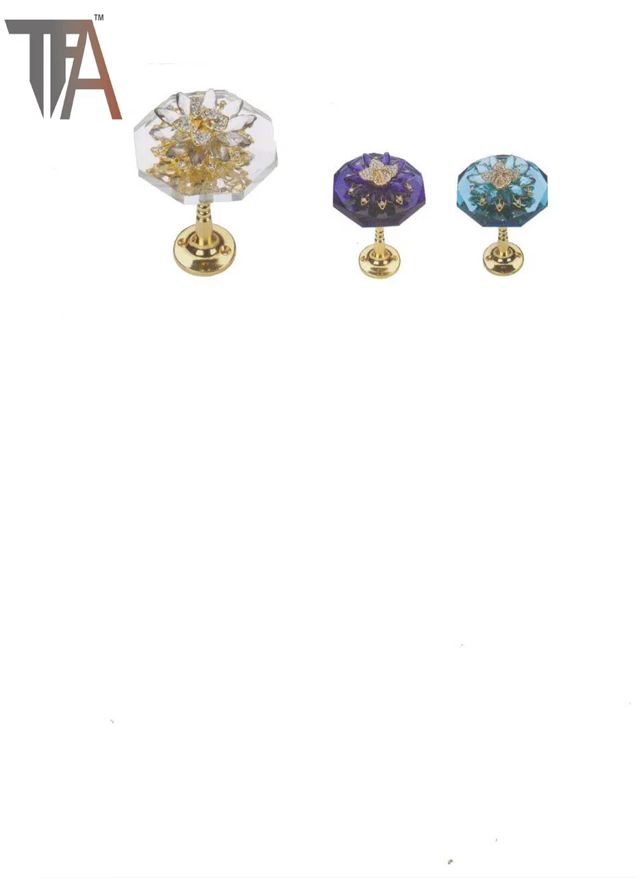 Iron and Crystal Material Curtain Hook with a Good Quality