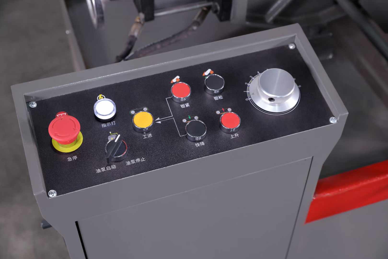 Ленточная пила горизонтальная автоматическая 5.5 кВт