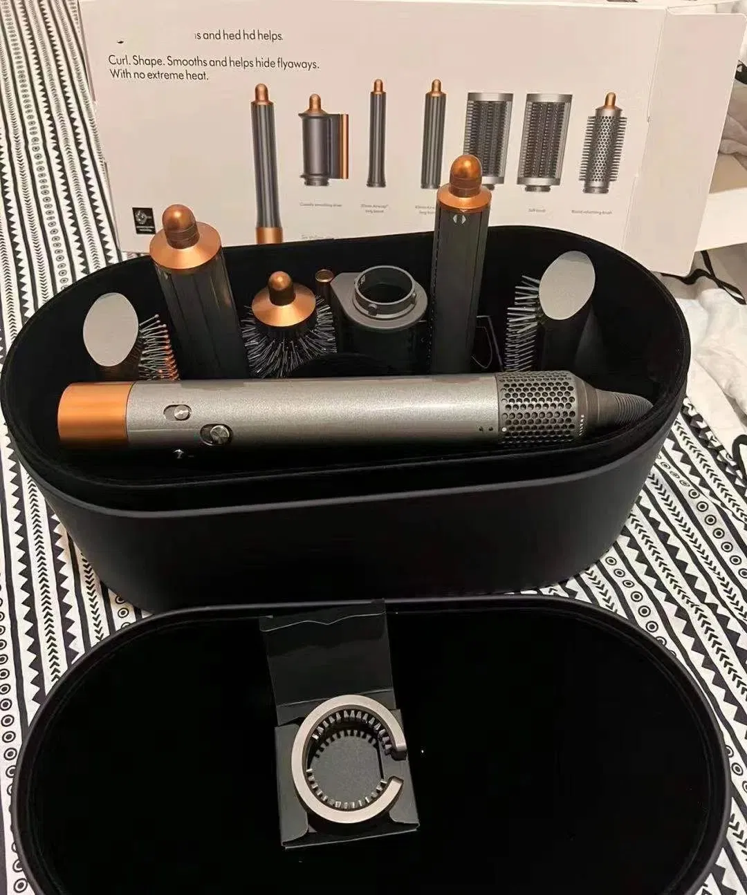 Professional Quality Airwraaap Hair Curler for Luxurious Long Locks