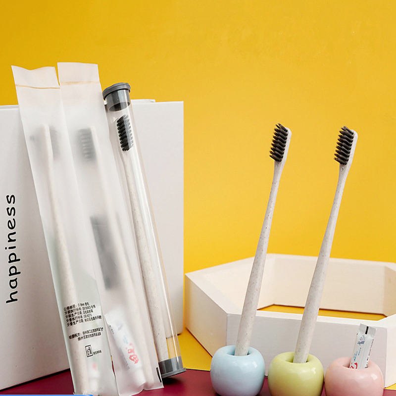 Biodegradable Natural Wheat Straw Toothbrush in Sachet for Hotel Room Using